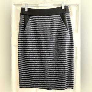 J. Crew NWT Tweed Navy Striped Skirt Size 0